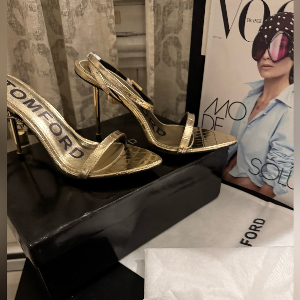 ⭐️NEW Tom ford Luxury inspiration
dust bag only - Picture 7 of 15